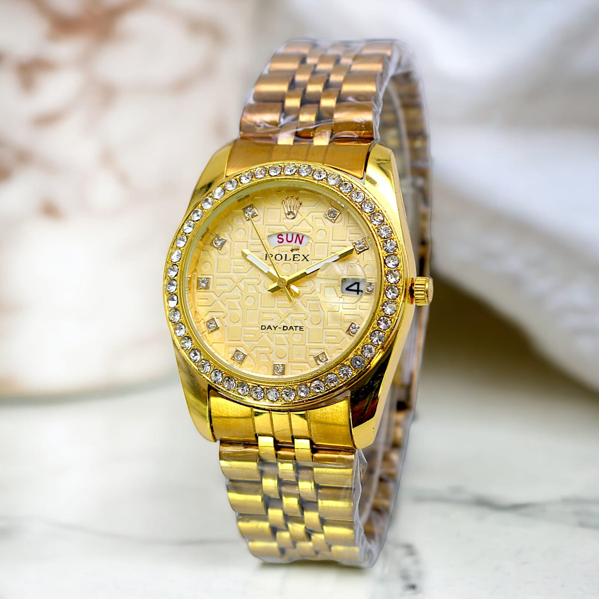 Rolex Luxury Stone With Date & Day Chain Wristwatch